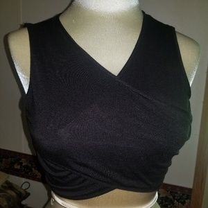 BCBGMAXAZRIA crop top